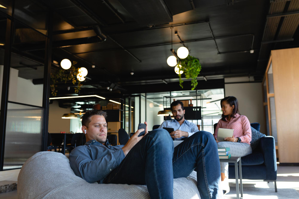 Bureaux privés et espaces partagés